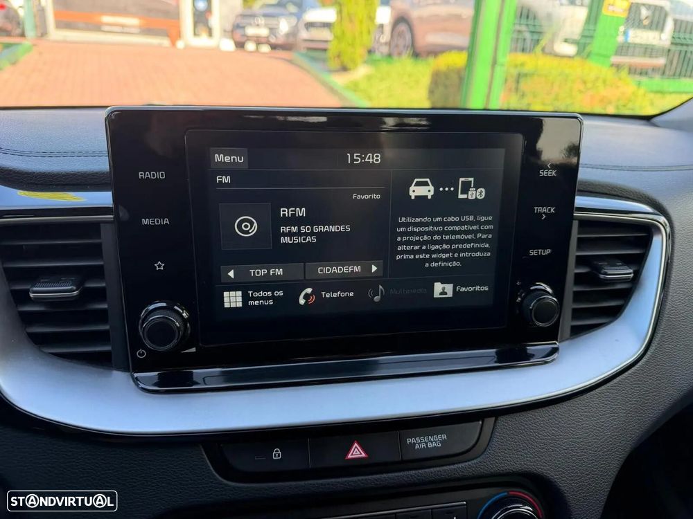 Kia Ceed 1.0 T-GDi Sport - 28