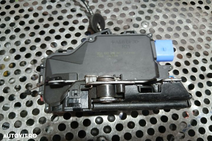 Broasca usa fata dreapta 3D1837016AC 3D1837016AC Volkswagen VW Golf 6 - 3