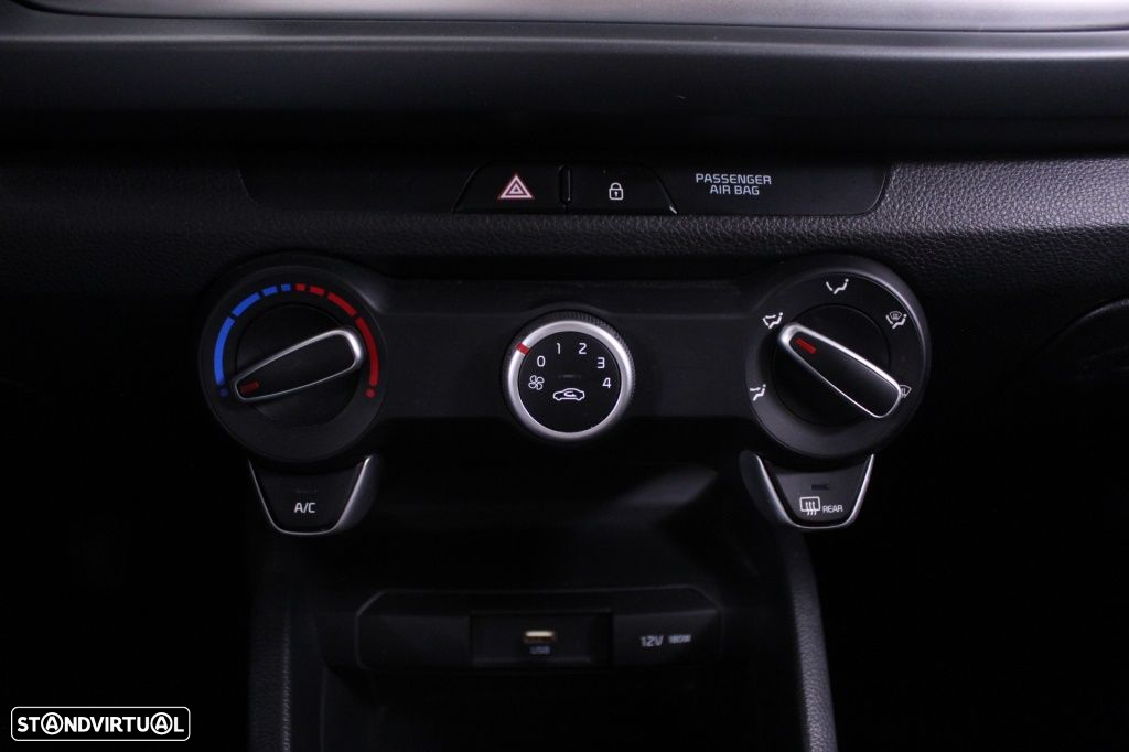 Kia Rio 1.2 CVVT Dynamic - 28