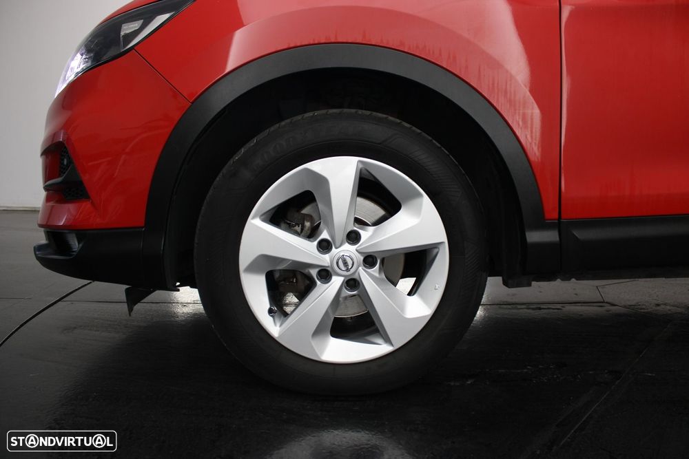 Nissan Qashqai 1.5 dCi N-Connecta - 29