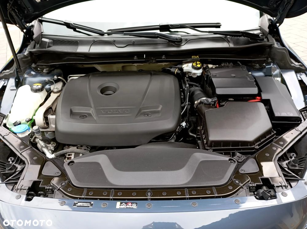 Volvo V40 T2 Drive-E Momentum - 30