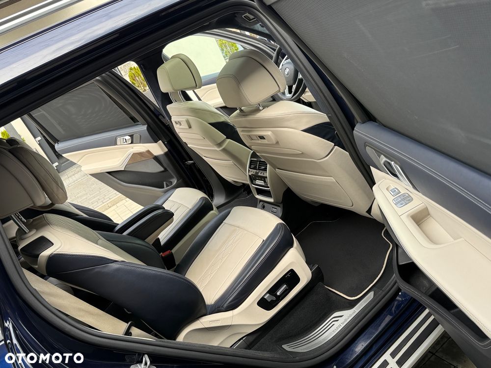 BMW X7 xDrive40i - 8