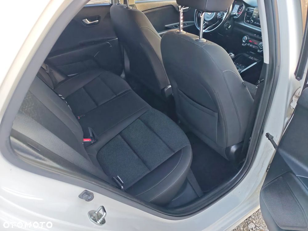 Kia Rio 1.2 ISG Dream-Team Edition - 13