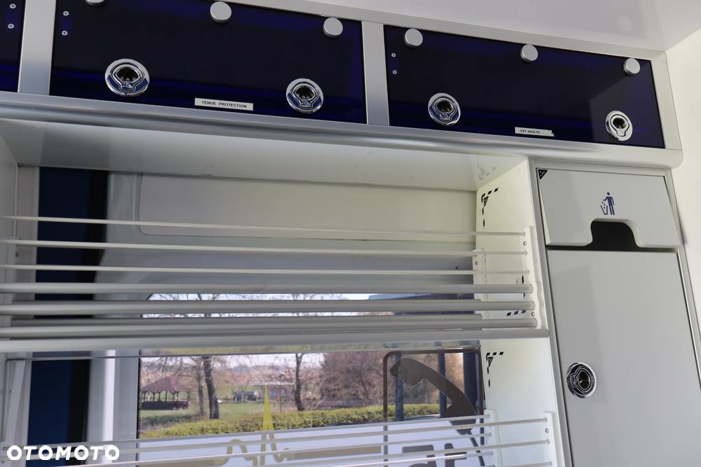 Mercedes-Benz Sprinter 319 - 39