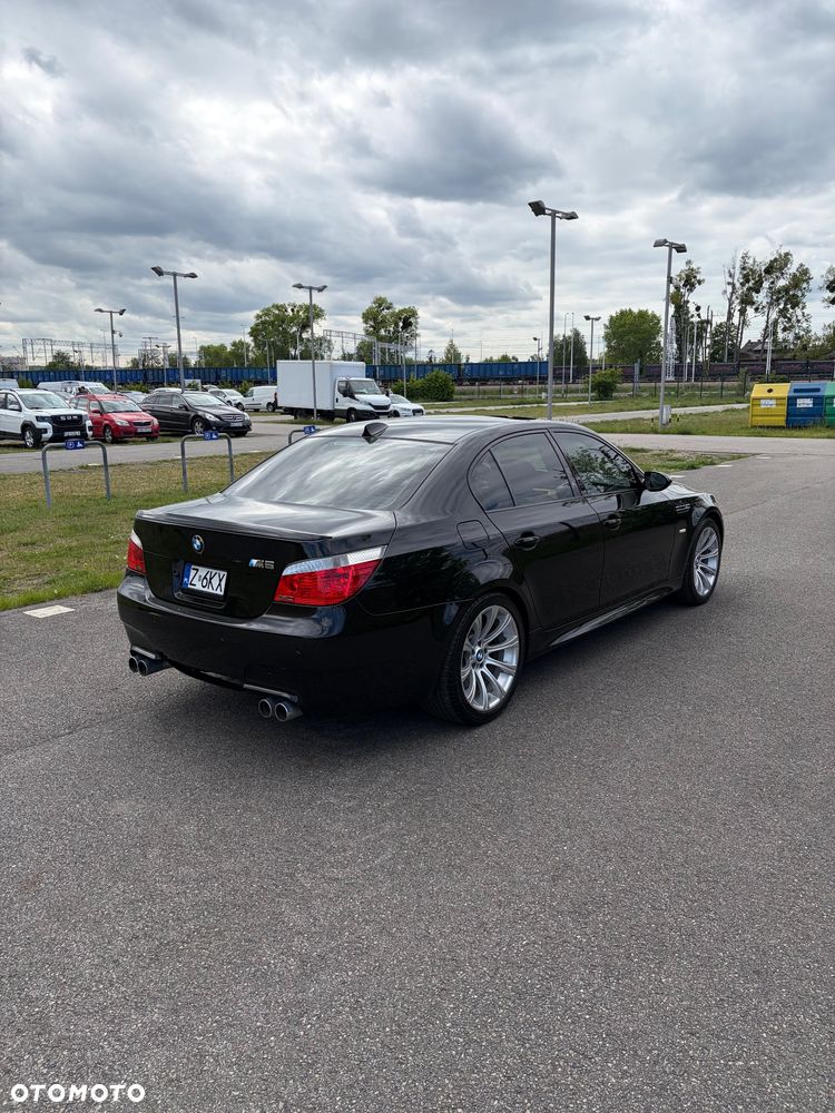 BMW M5 Standard - 9
