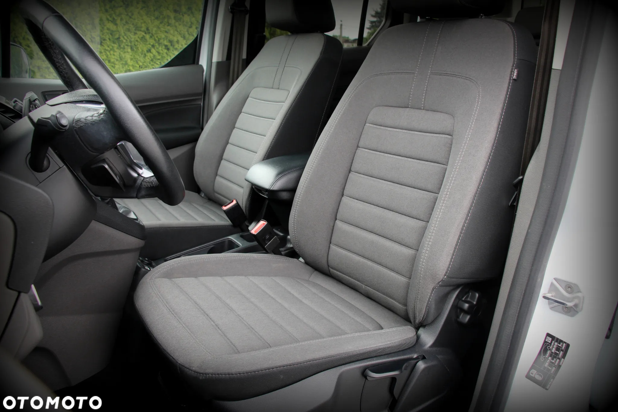 Ford Tourneo Connect 1.5 EcoBlue Titanium - 13