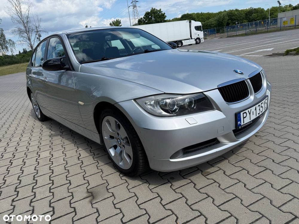 BMW Seria 3 320i - 9