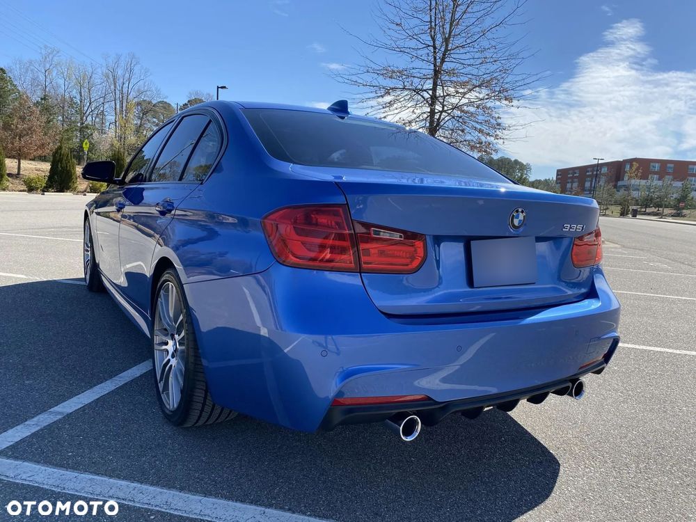 BMW Seria 3 335i Sport Line - 7