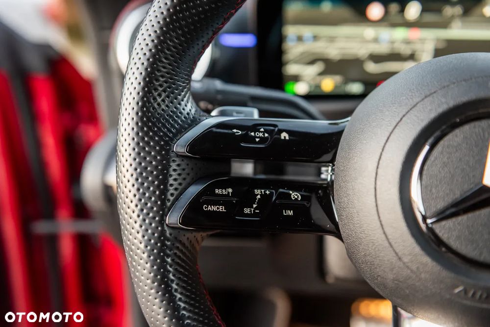 Mercedes-Benz CLA - 25