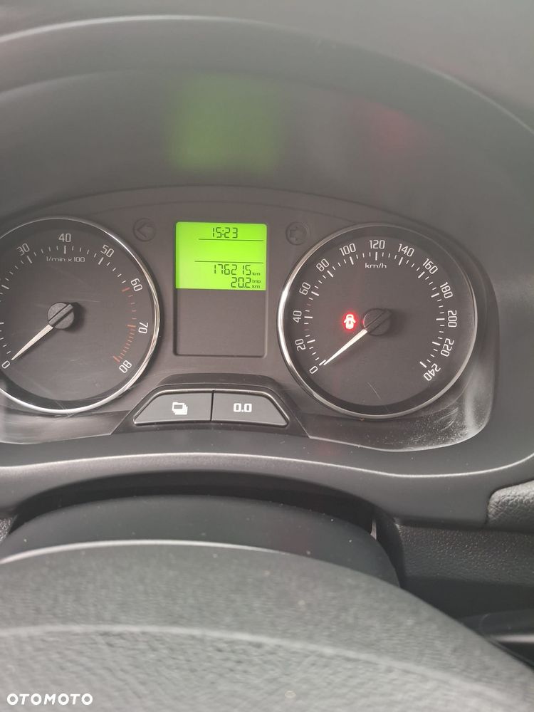 Skoda Roomster - 19