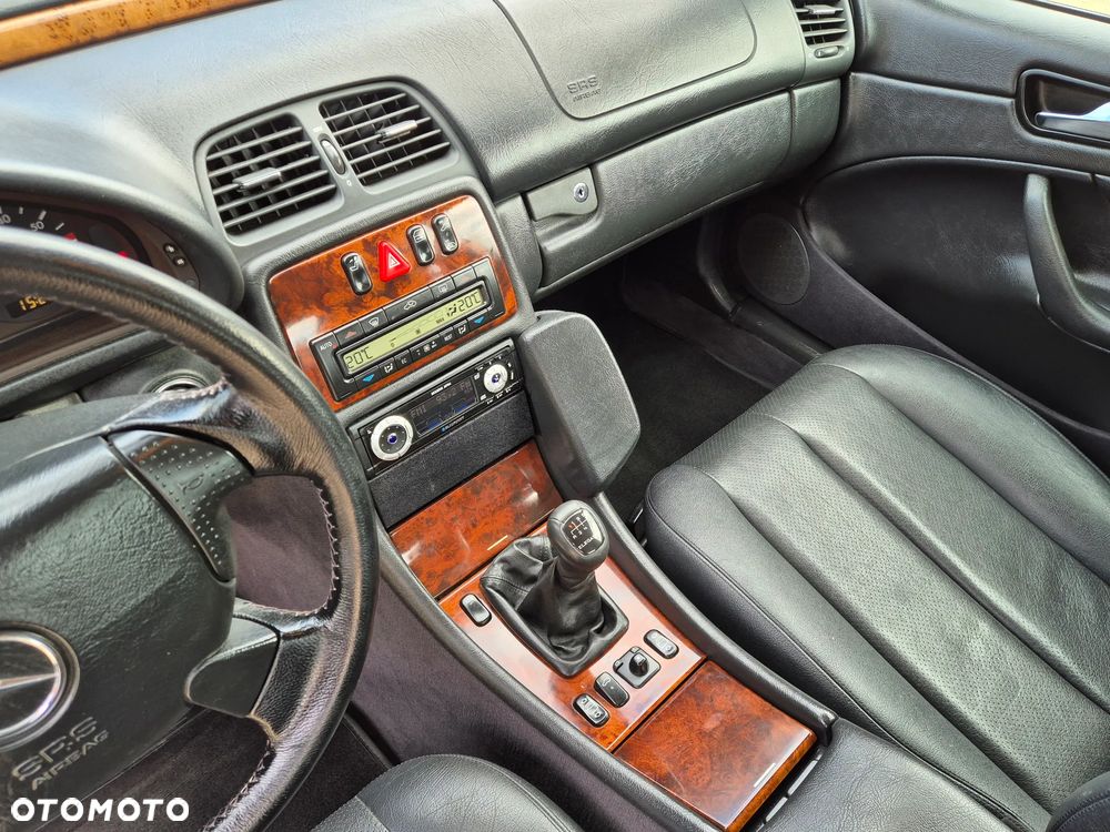 Mercedes-Benz CLK - 11