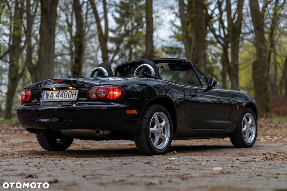 Mazda MX-5 1.6i 16V - 1