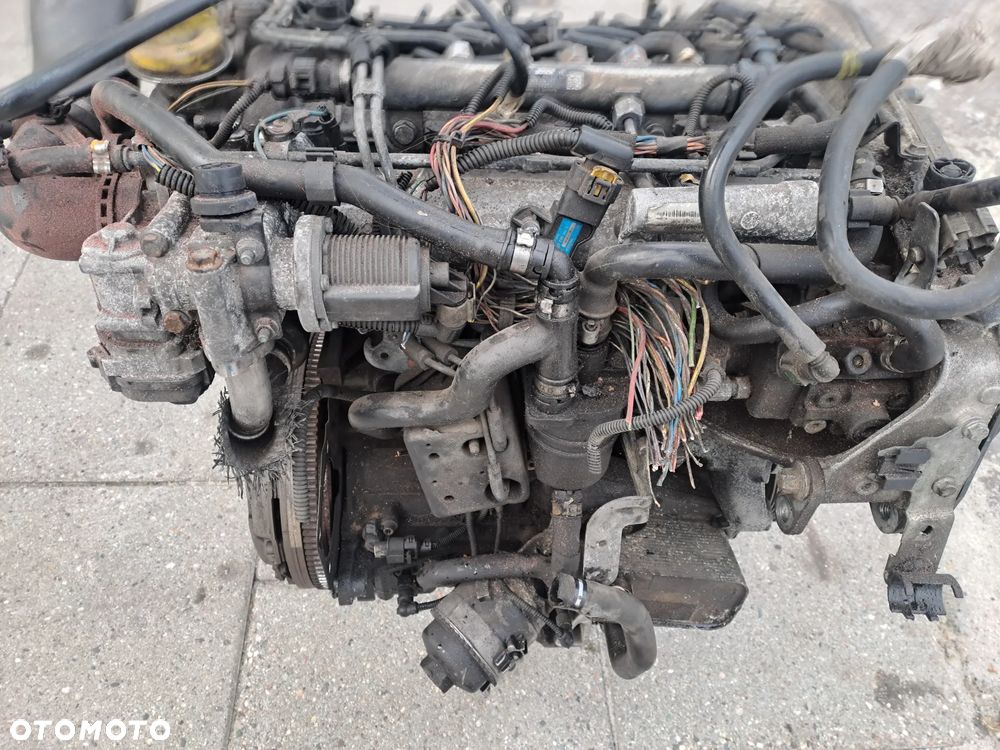 Alfa Romeo Fiat Croma 1.9 Multi Jet 150KM silnik kompletny kod 939A2000 - 4