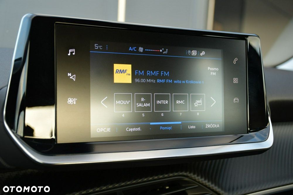 Peugeot 2008 1.5 BlueHDi Active S&S - 24