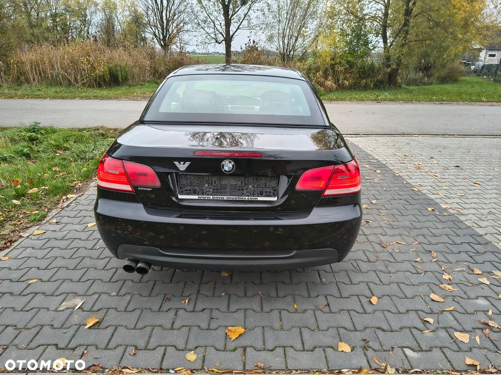 BMW 3 Series 2008 photo 2