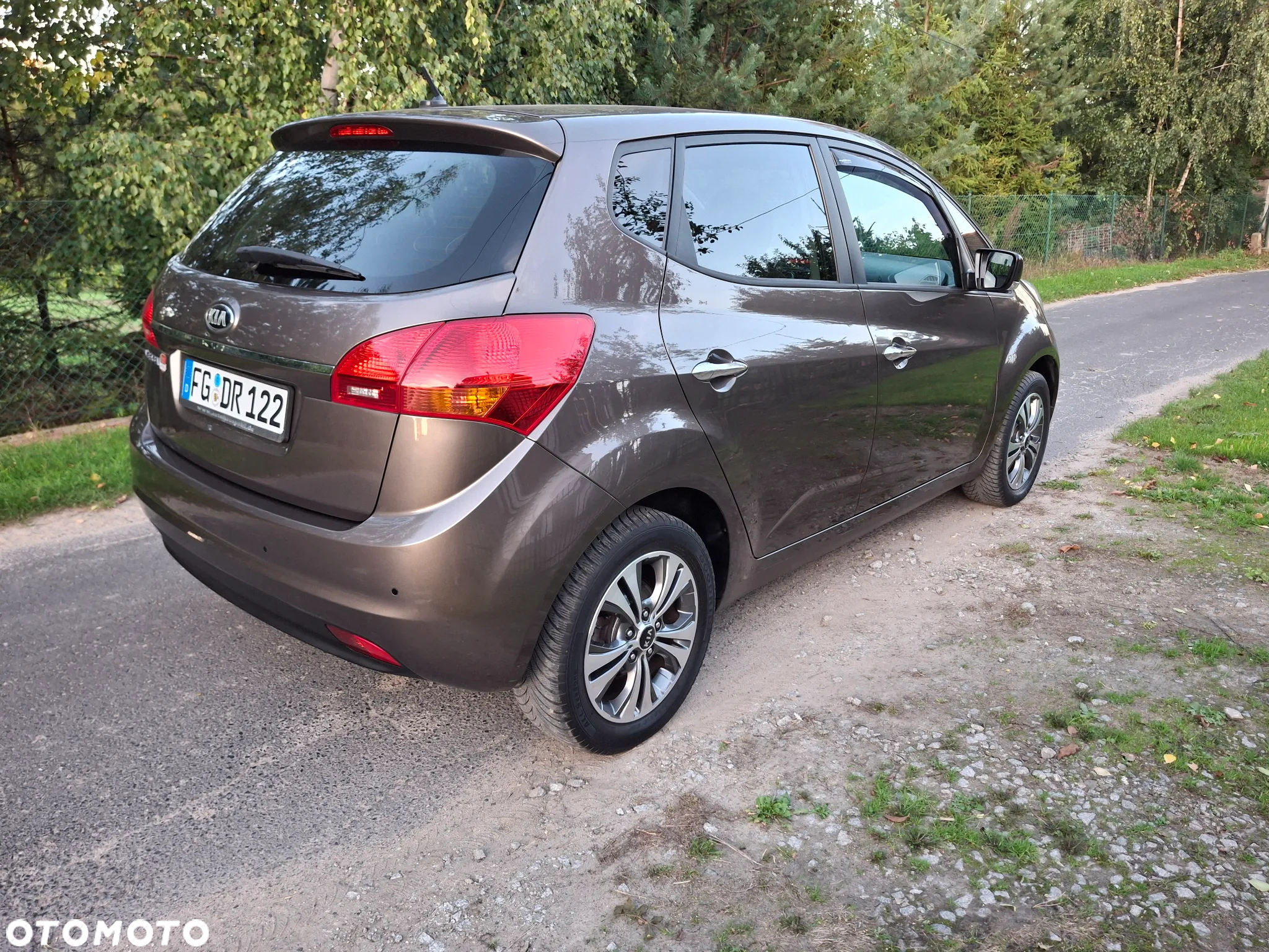 Kia Venga 1.4 CVVT Fifa World Cup Edition - 5