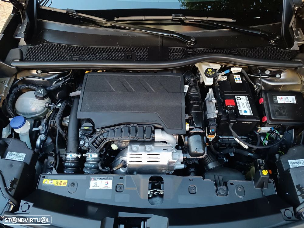 Peugeot 2008 PureTech 130 EAT8 GT - 41