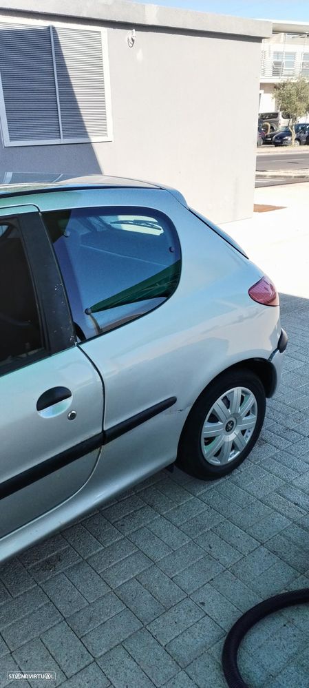 Peugeot 206 1.1 XR - 10
