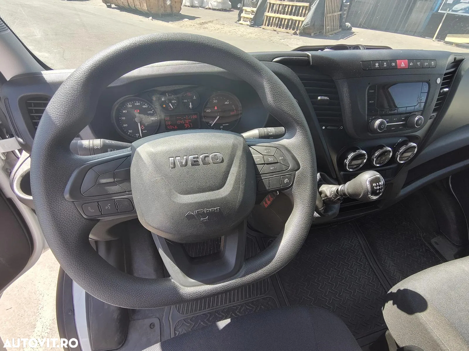 Iveco DAILY 35C16 - 9