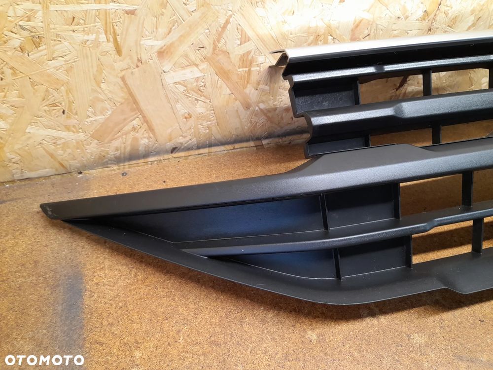 VW AMAROK 2 II 22- 2HJ GRILL ATRAPA N1XB-8350-A/C - 2