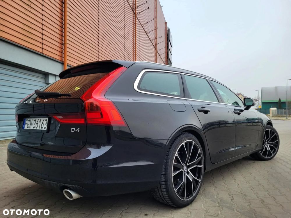 Volvo V90 B4 D Geartronic Momentum - 5