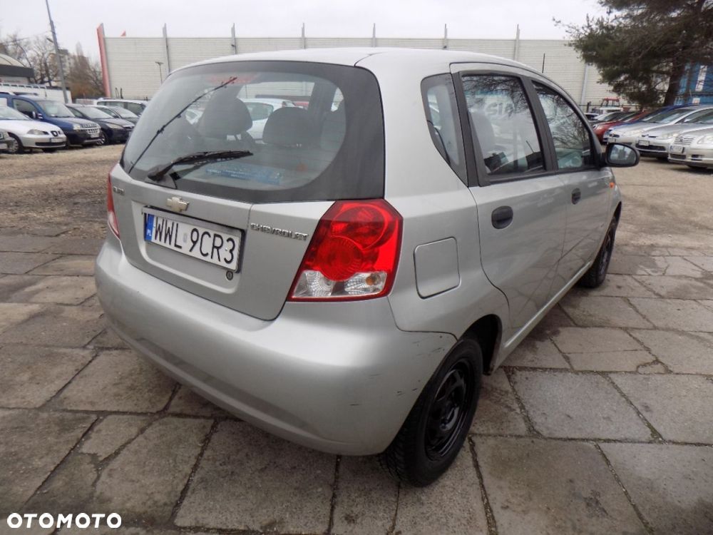 Chevrolet Aveo - 3