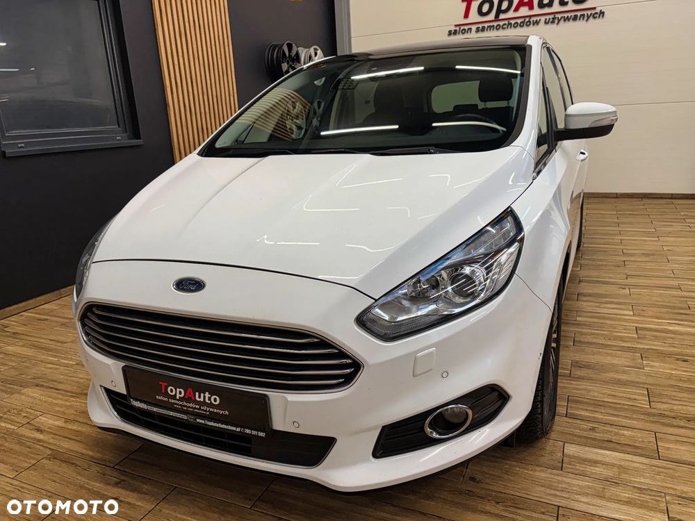 Ford S-Max - 14