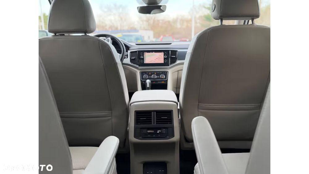 Volkswagen Atlas - 24
