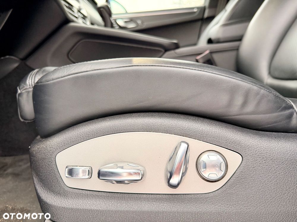 Porsche Macan Standard - 23