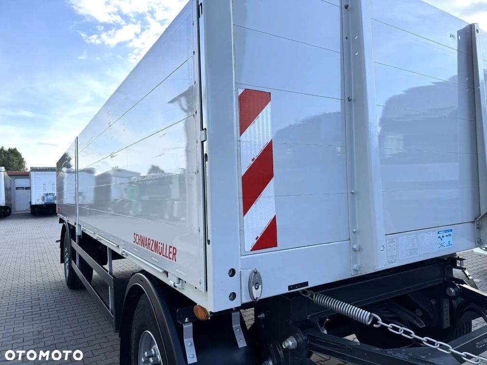 Schwarzmuller Przyczepa burtowa budowlanka 2017 r + Mercedes Actros 26.48 z HDS 2017 r - 40