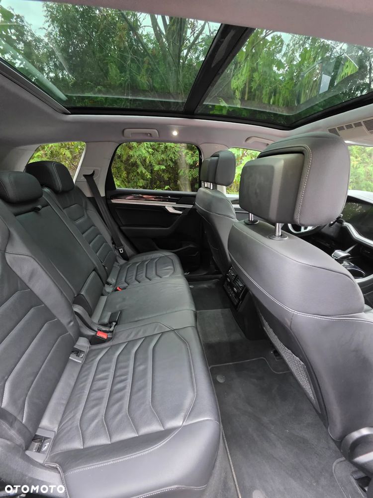 Volkswagen Touareg 3.0 V6 TDI 4Motion - 6