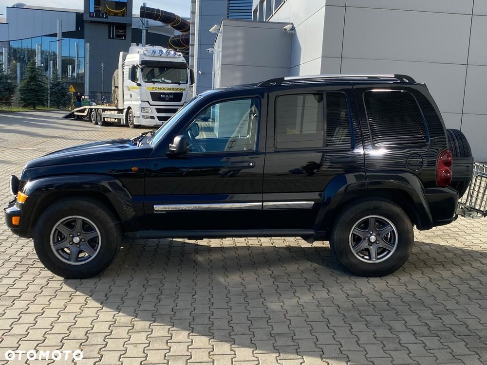 Jeep Cherokee - 3