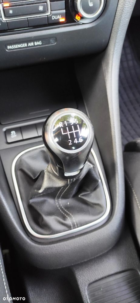 Volkswagen Golf - 16