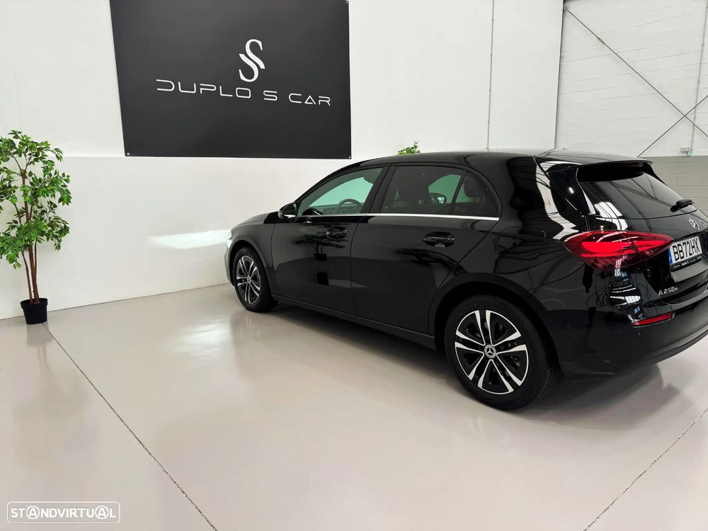 Mercedes-Benz A 250 e Progressive - 8