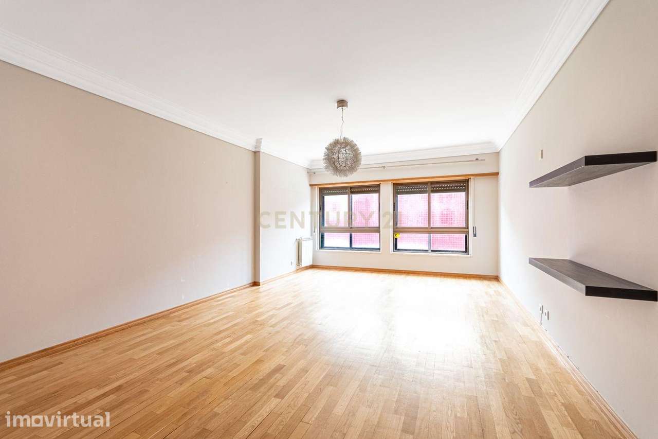 Apartamento T2 para arrendamento em Alfragide, Amadora - Grande imagem: 2/21