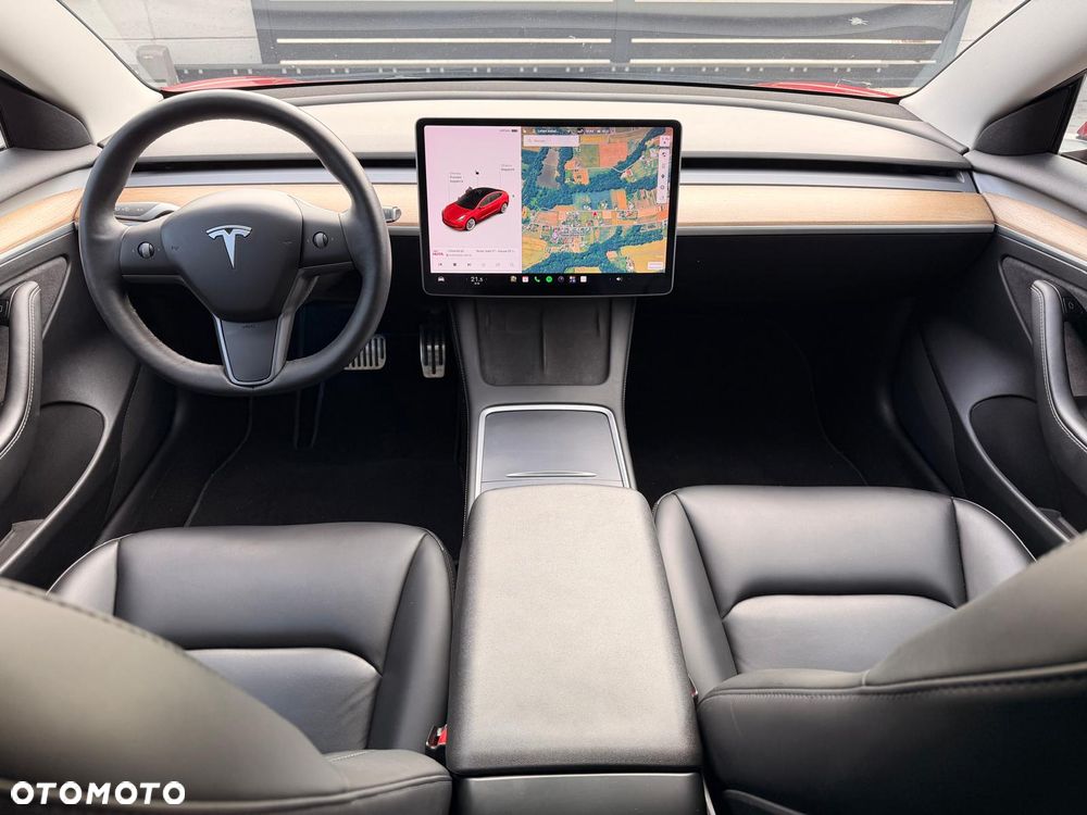 Tesla Model 3 - 16