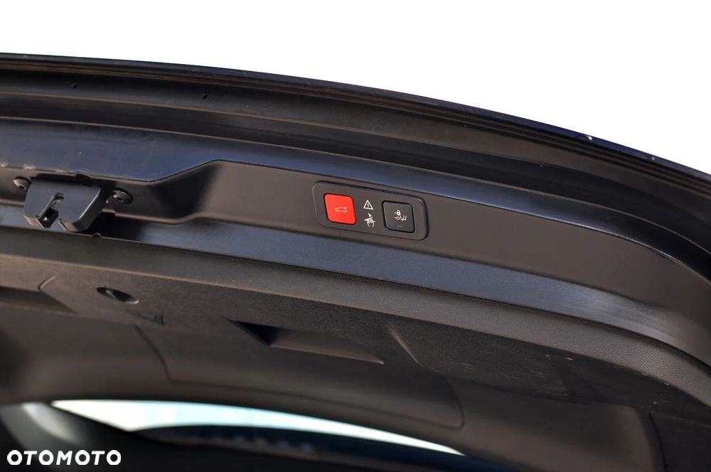 Peugeot 5008 PureTech 180 EAT8 Stop & Start GT - 20