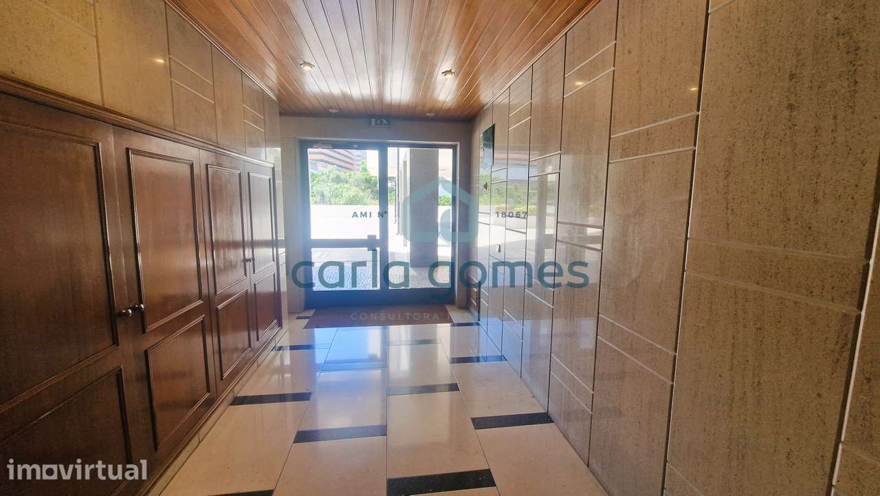 APARTAMENTO T3 C/ 2 SUITES L. GARAGEM ELEVADOR | MAFAMUDE, V. N. GAIA - Grande imagem: 2/37