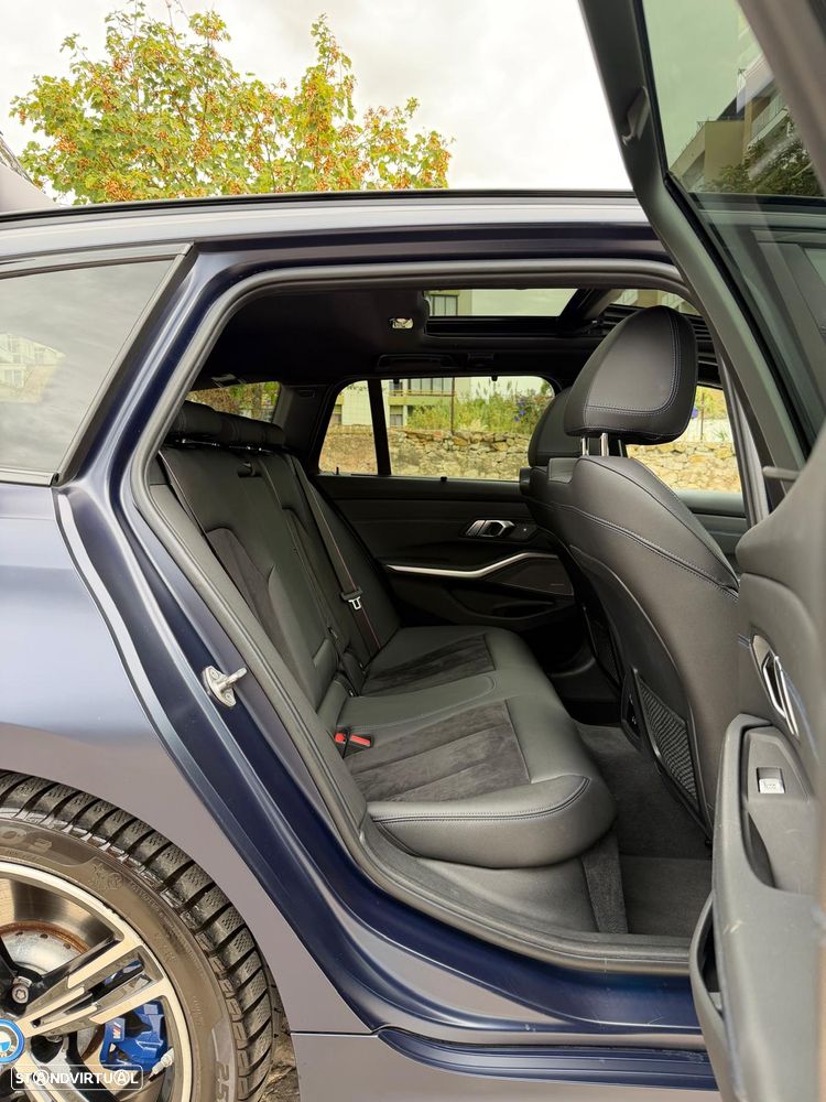 BMW 330 - 11