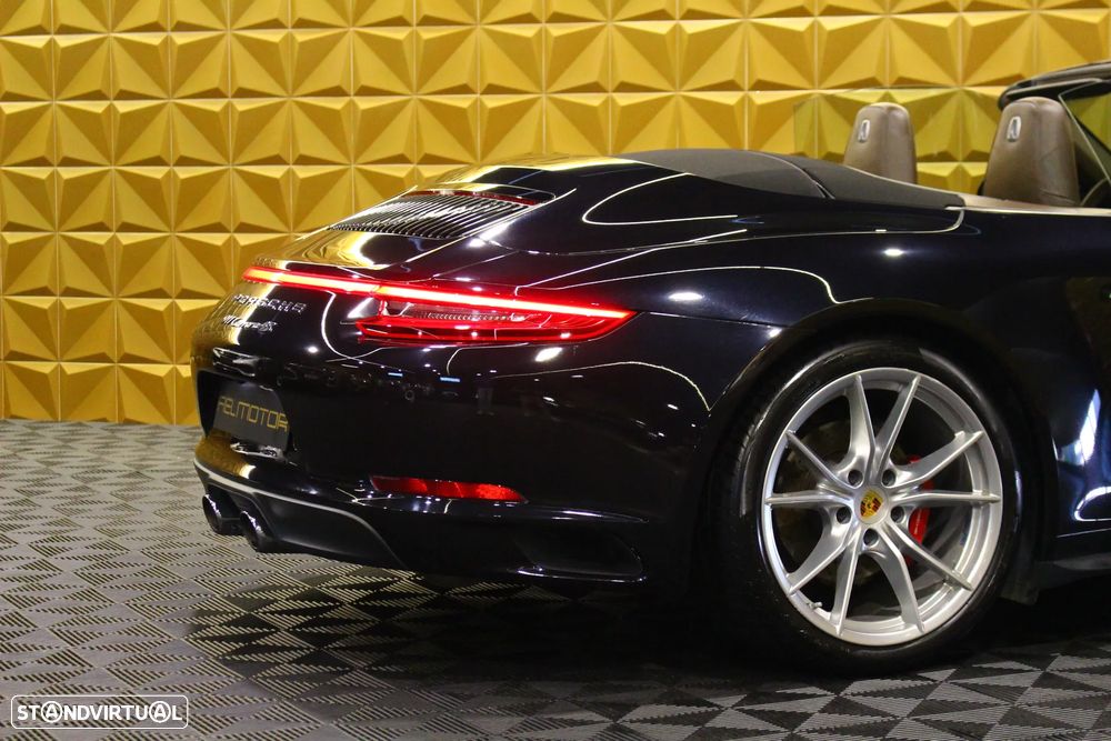 Porsche 911 (991) Carrera 4S Cabriolet PDK - 10