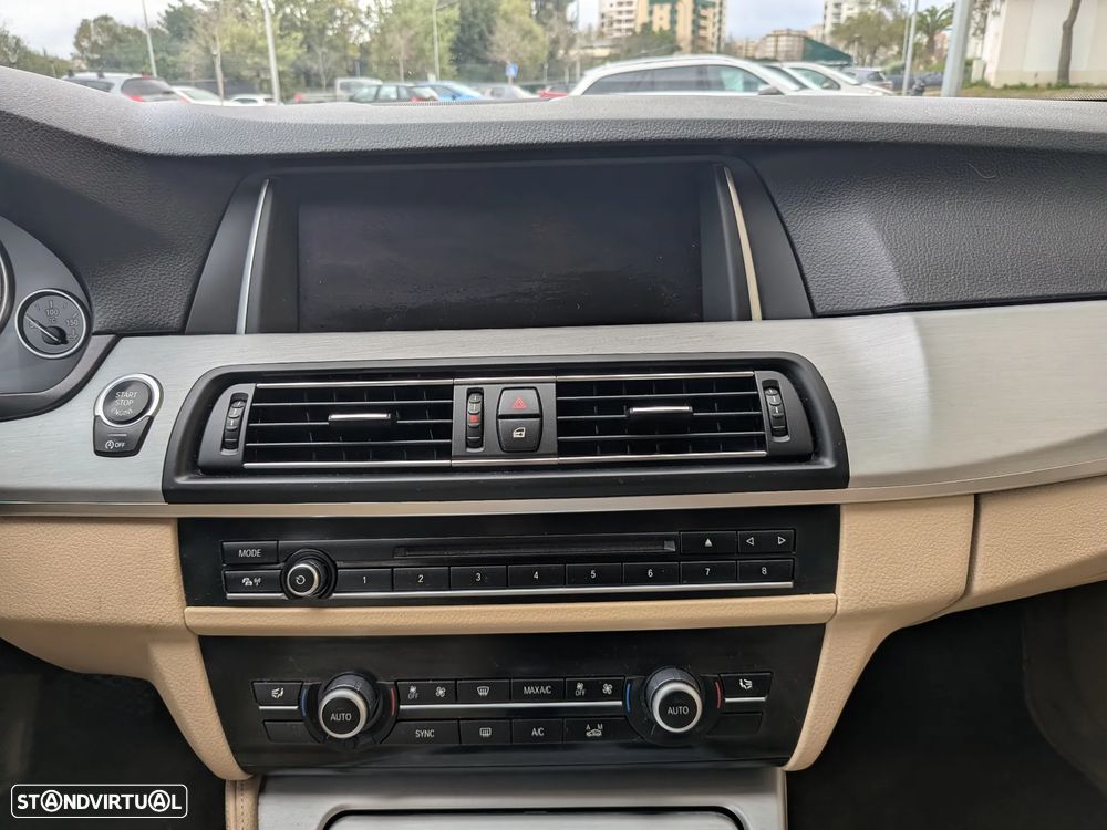 BMW 525 d Line Luxury Auto - 12