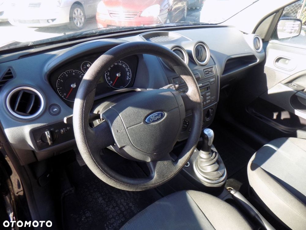 Ford Fiesta - 5