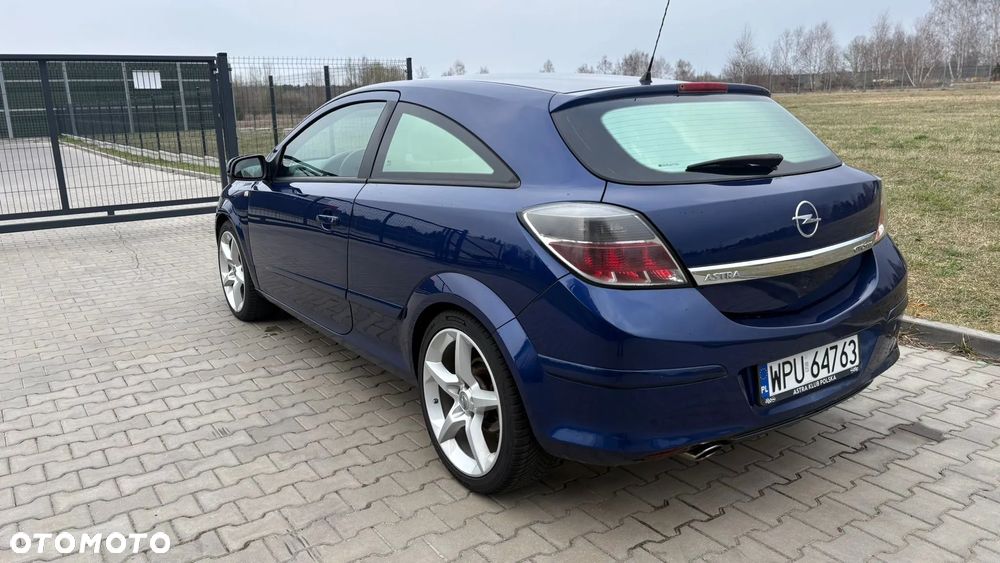 Opel Astra 2.0 Turbo Sport - 4