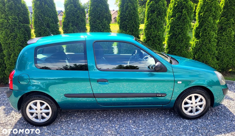 Renault Clio 1.4 16V Dynamique - 12