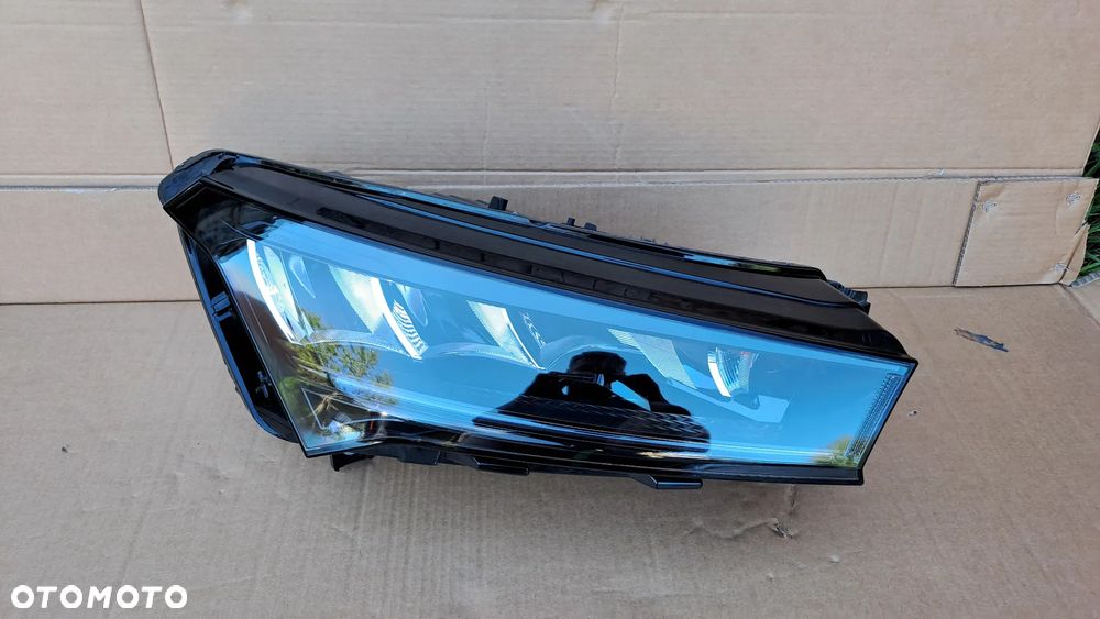 SKODA ENYAQ 5LB CRYSTAL LIGHTING FULL LED PRAWA LAMPA 5LB941016 ŁADNA - 1
