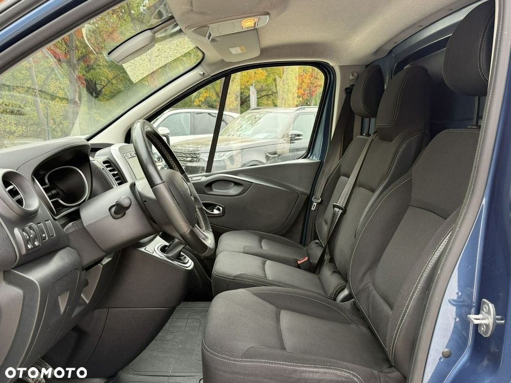 Renault Trafic - 10
