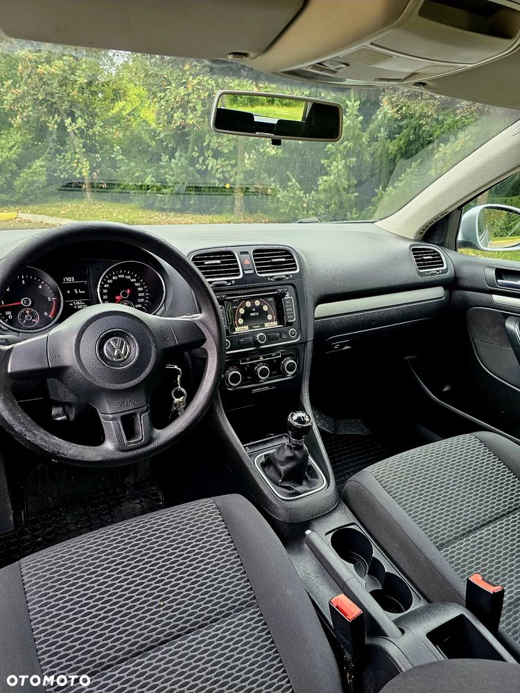 Volkswagen Golf 1.6 TDI DPF BlueMotion Technology Comfortline - 6