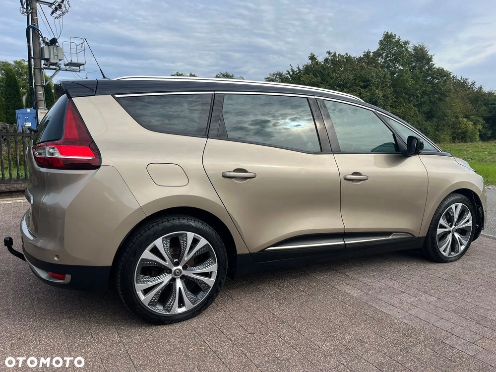 Renault Scenic - 9