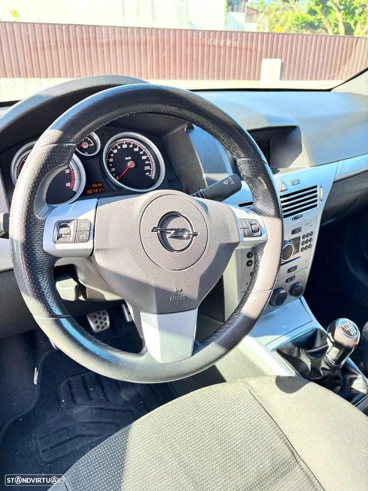 Opel Astra GTC 1.7 CDTi - 6