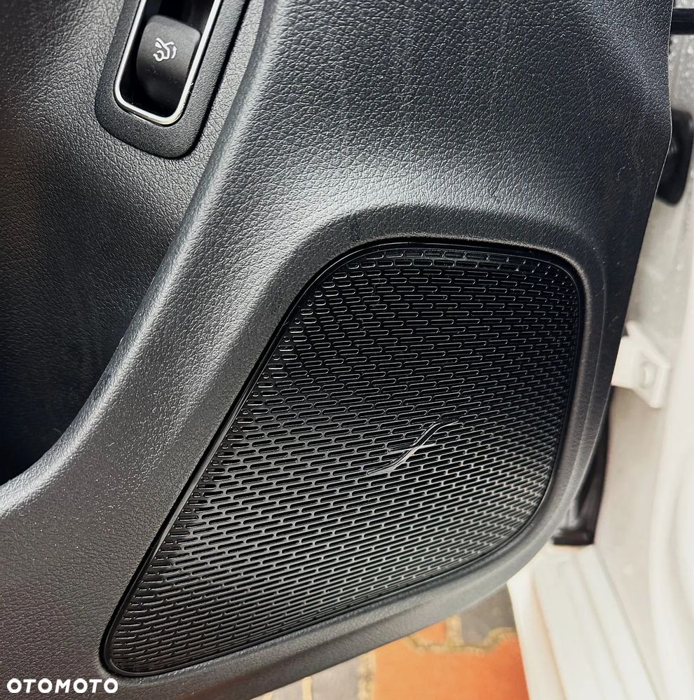 Mercedes-Benz CLA 200 AMG Line 7G-DCT - 28